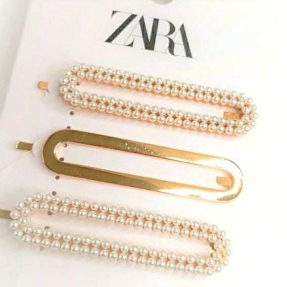Zara Accessories - 🤑 FREE with Bundle🤑 Zara Gold and Pearl Hair Clip Trio